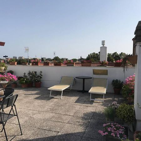 B&B Rooftop51 Rimini Buitenkant foto